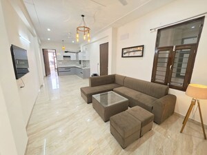 Living Room in 2 BHK Builder Floor at Sector 30 – for Rent