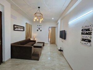 Living Room in 2 BHK Builder Floor at Sector 31 – for Rent