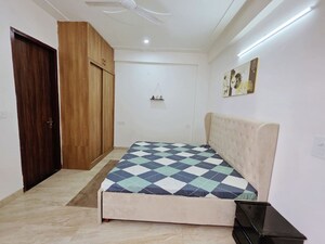 Bedroom in 2 BHK Builder Floor at Sector 32 – for Rent