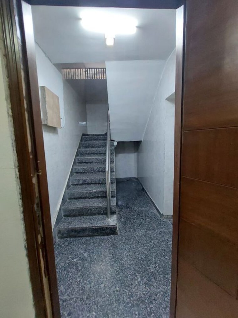 undefined, amar colony Commercial Office Space 900 Sq.Ft. In Amar Colony Delhi 10595338