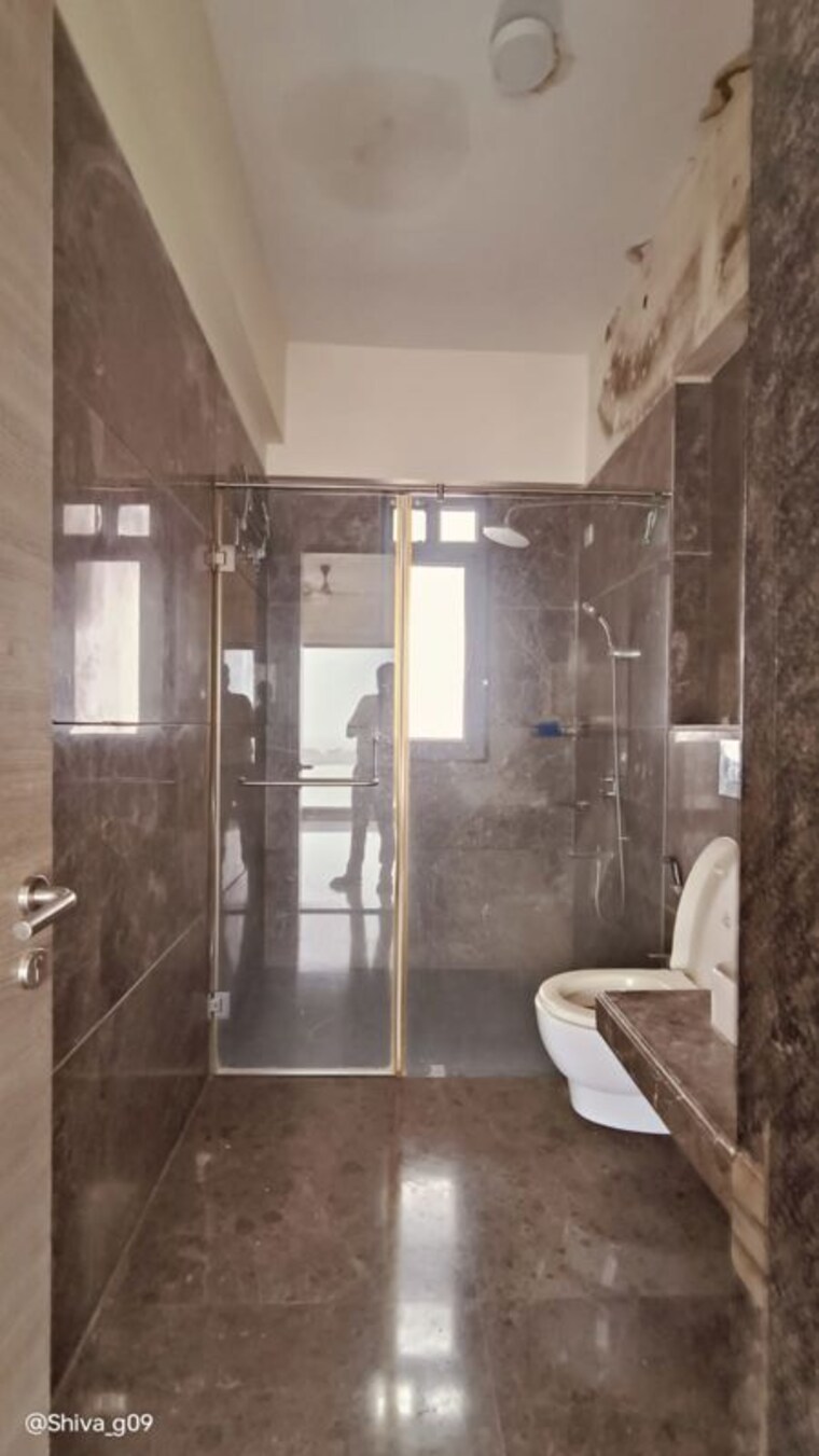 Bathroom, kanakia-miami 3 Bedroom 1200 Sq.Ft. Apartment In Mahim Mumbai 10595407