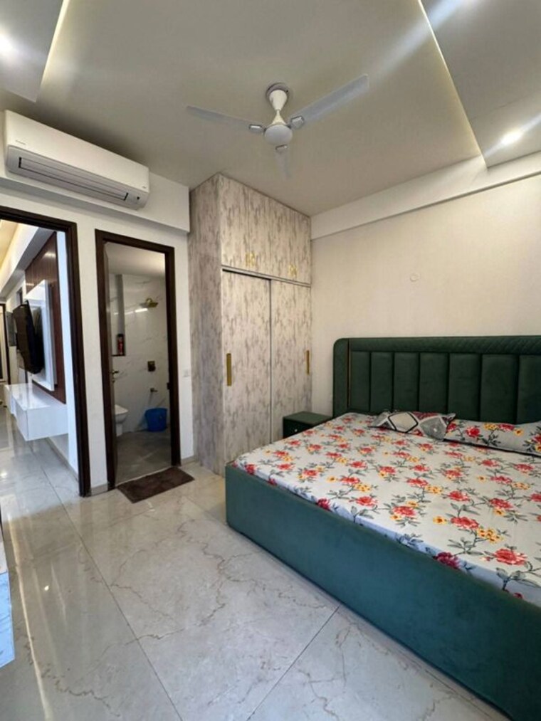 Bedroom, smart-world-orchard 3 Bedroom 1712 Sq.Ft. Apartment In Sector 61 Gurgaon 10595426