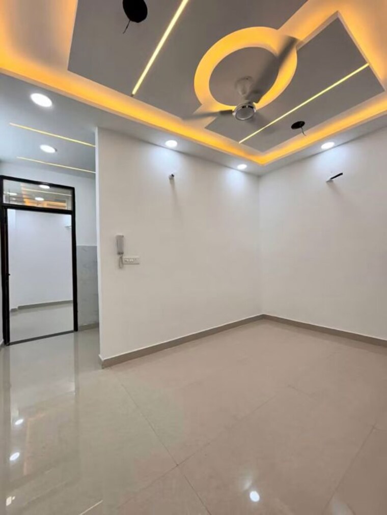 Room, uttam nagar 5 Bedroom 635 Sq.Ft. Independent House In Uttam Nagar Delhi 10595447