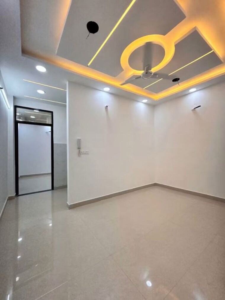 Room, uttam nagar 5 Bedroom 635 Sq.Ft. Independent House In Uttam Nagar Delhi 10595447