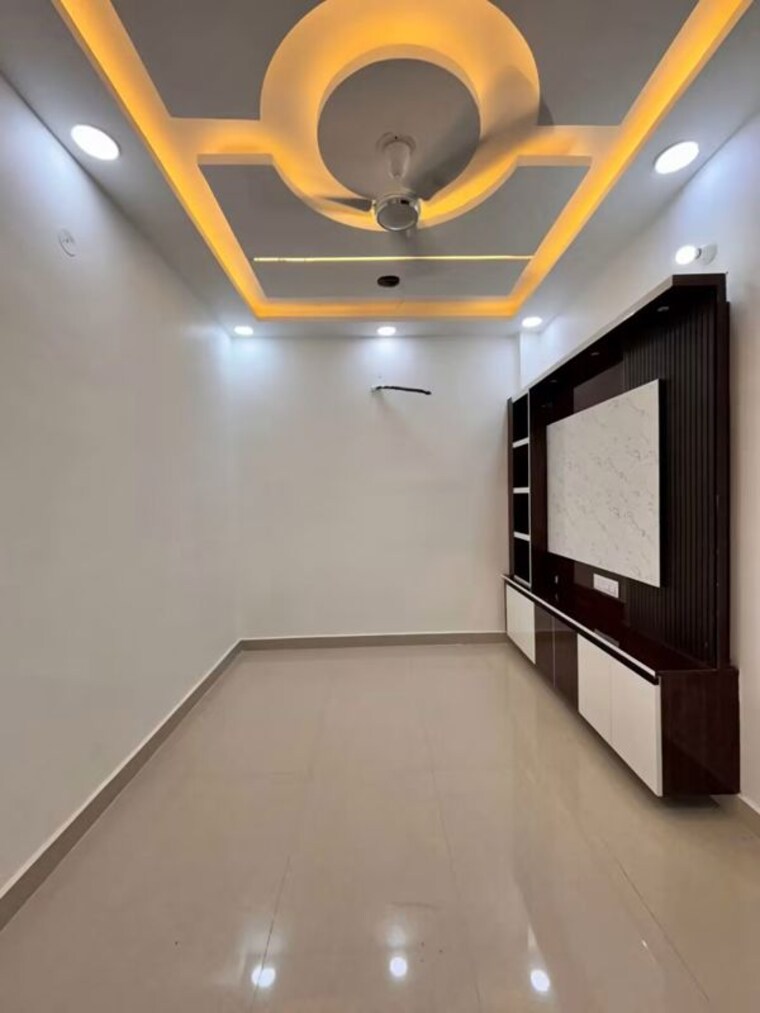 Room, uttam nagar 5 Bedroom 635 Sq.Ft. Independent House In Uttam Nagar Delhi 10595447