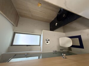 Furnished Amenities in 3 BHK Apartment at Lodha Bel Air, Jogeshwari West – for Rent