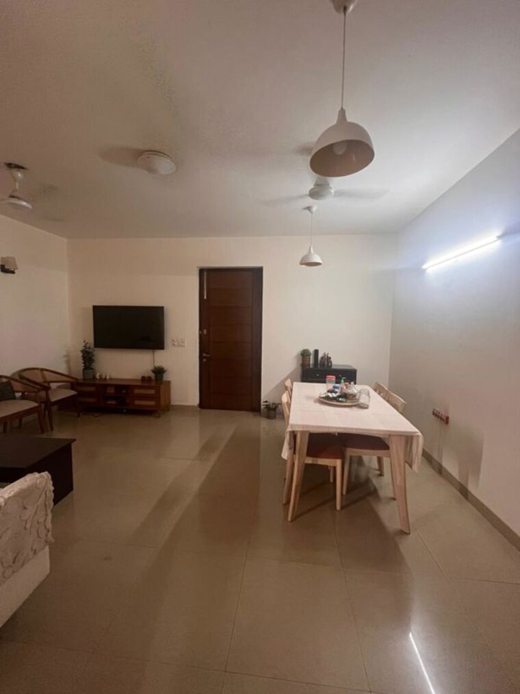 Team Area, emaar-emrald-floors-select 3 Bedroom 1850 Sq.Ft. Apartment In Sector 65 Gurgaon 10595509