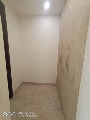 Room in 4 BHK Builder Floor at Greater Kailash I – for Rent