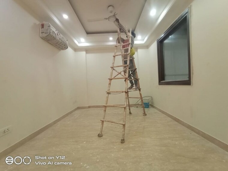 Room, greater kailash i 4 Bedroom 300 Sq.Yd. Builder Floor In Greater Kailash I Delhi 10595524
