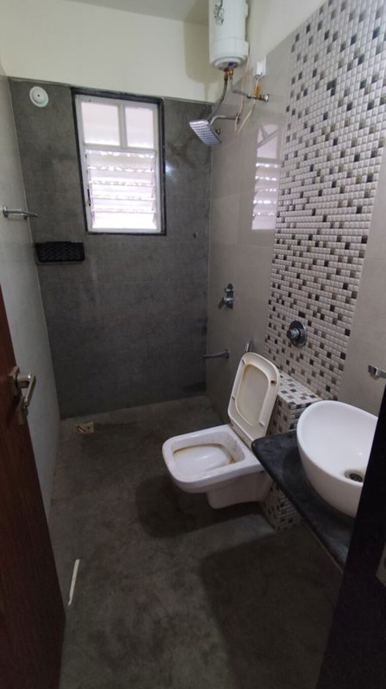 Bathroom, kohinoor-tinsel-county 2 Bedroom 1000 Sq.Ft. Apartment In Hinjewadi Pune 10595541