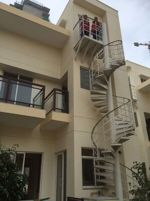Staircase in 5 BHK Villa at Bestech Park View Ananda Exclusive Villas, Sector 81 – for Rent