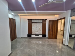 Room in 3 BHK Builder Floor at Kohli One Malibu Town, Sector 47 – for Rent