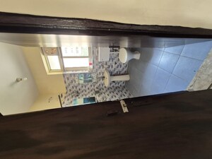 Bathroom in 3.5 BHK Apartment at Mayur Vihar – for Rent
