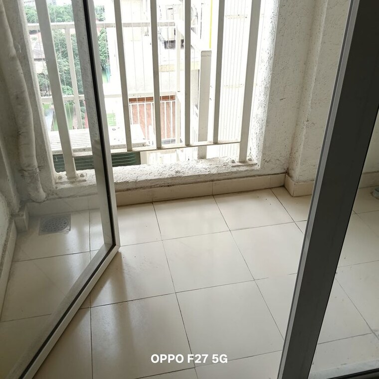 Balcony, lodha-amara-tower-32-and-33 2 Bedroom 735 Sq.Ft. Apartment In Kolshet Thane 10593957