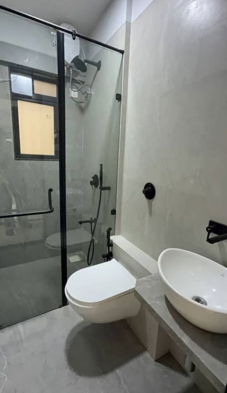 Bathroom, iit area 2 Bedroom 1000 Sq.Ft. Apartment In Iit Area Mumbai 10595622
