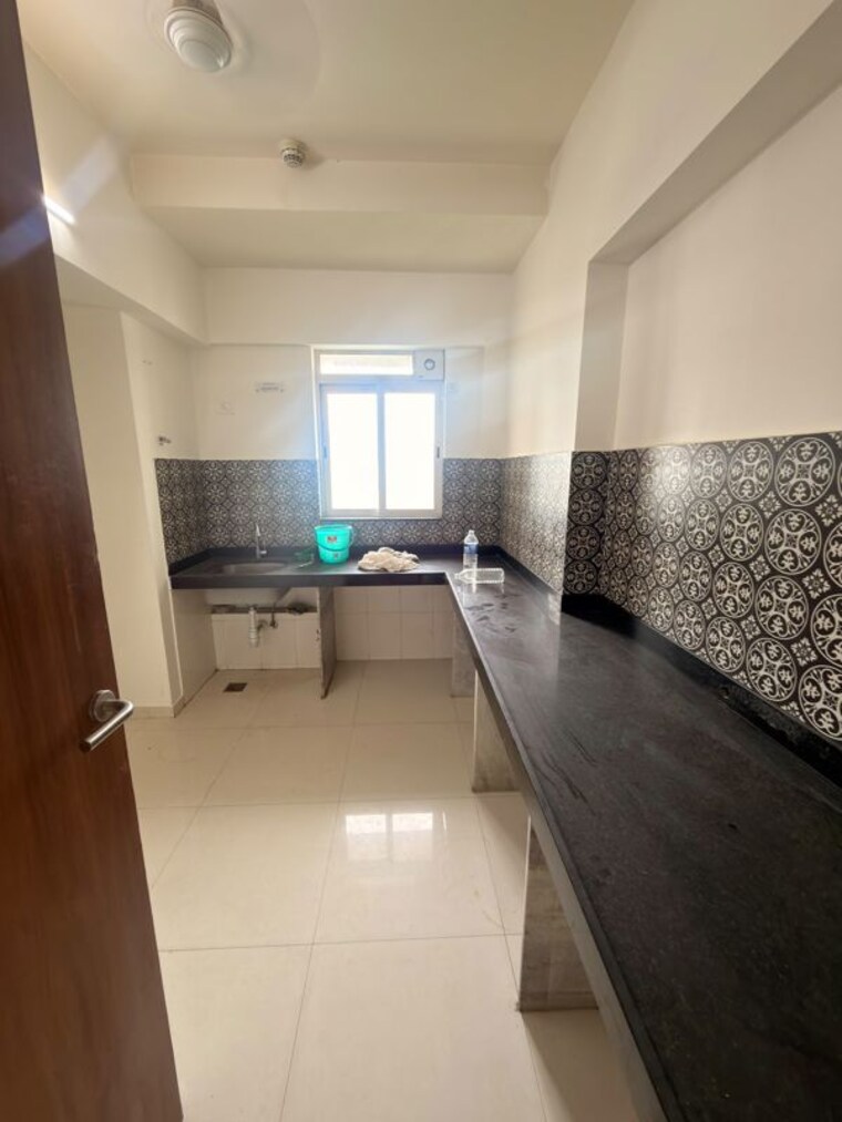 Kitchen, lodha-crown-kolshet 2 Bedroom 620 Sq.Ft. Apartment In Kolshet Road Thane 10592383