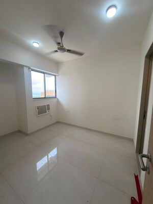 Bedroom in 2 BHK Apartment at Kolshet Road – for Rent