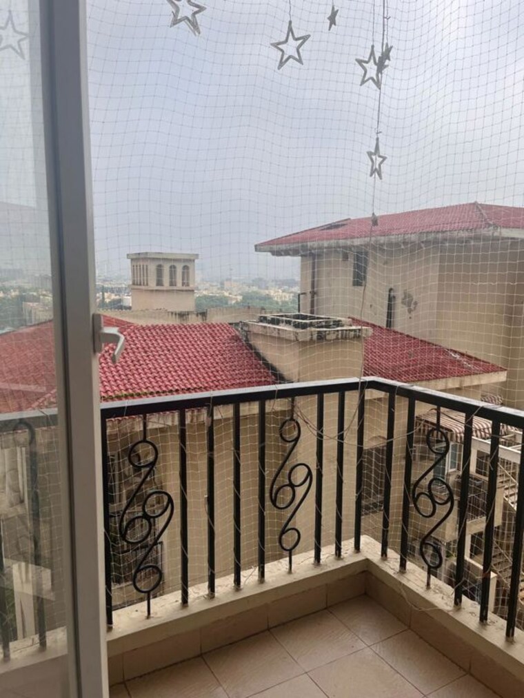 Exterior View, emaar-emrald-floors-select 3 Bedroom 1780 Sq.Ft. Apartment In Sector 65 Gurgaon 10595649