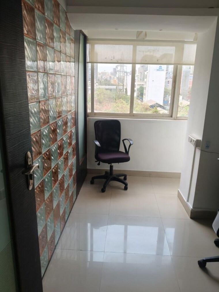 Team Area, andheri west Commercial Office Space 1300 Sq.Ft. In Andheri West Mumbai 10595651