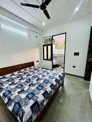 Bedroom in 1 BHK Builder Floor at Chattarpur – for Rent