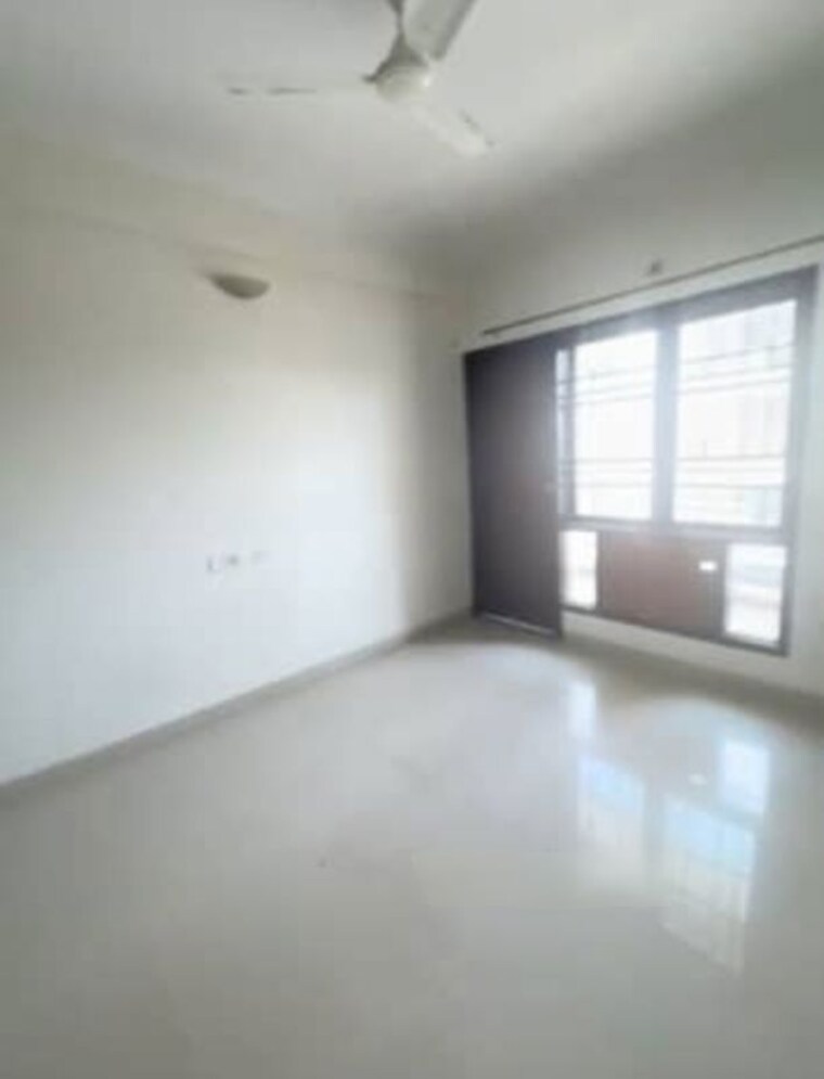 Room, radium-apartments 3 Bedroom 1935 Sq.Ft. Apartment In Hasanganj Lucknow 10595672