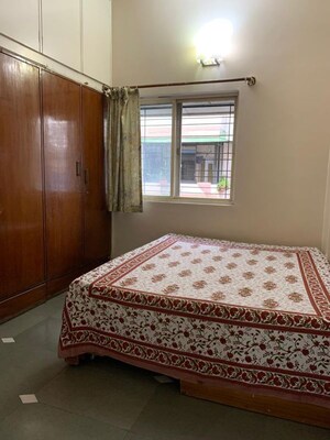 Bedroom in 2 BHK Apartment at Meera Society 2, Pune Cantonment – for Rent