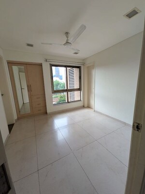 Room in 4 BHK Apartment at Panchshil Eon Waterfront I, Kharadi – for Rent