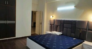 Bedroom in 3 BHK Apartment at Gomti Nagar – for Rent