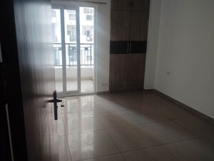 3 BHK Apartment For Sale in Gulshan Ikebana, Sector 143