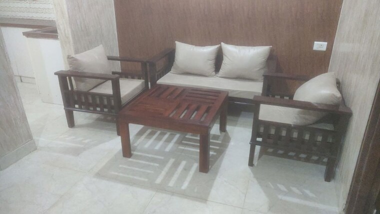 undefined, dlf-silver-oaks 2 Bedroom 1500 Sq.Ft. Apartment In Sector 26 Gurgaon 10595794