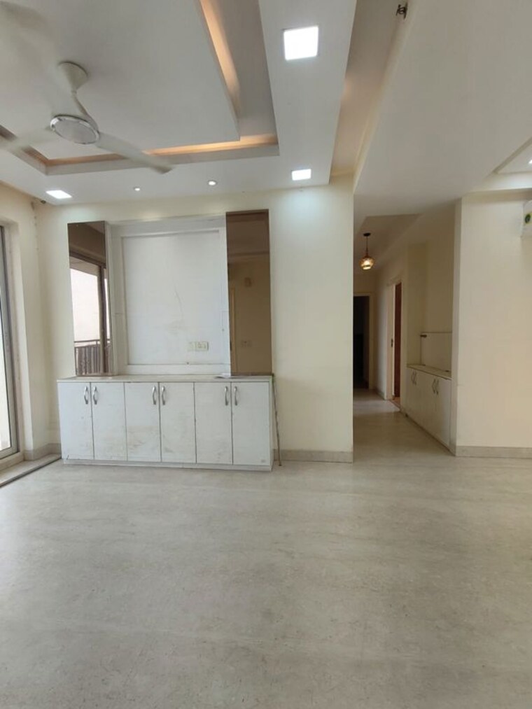 Room, alphacorp-gurgaon-one-84 3.5 Bedroom 1963 Sq.Ft. Apartment In Sector 84 Gurgaon 10595799