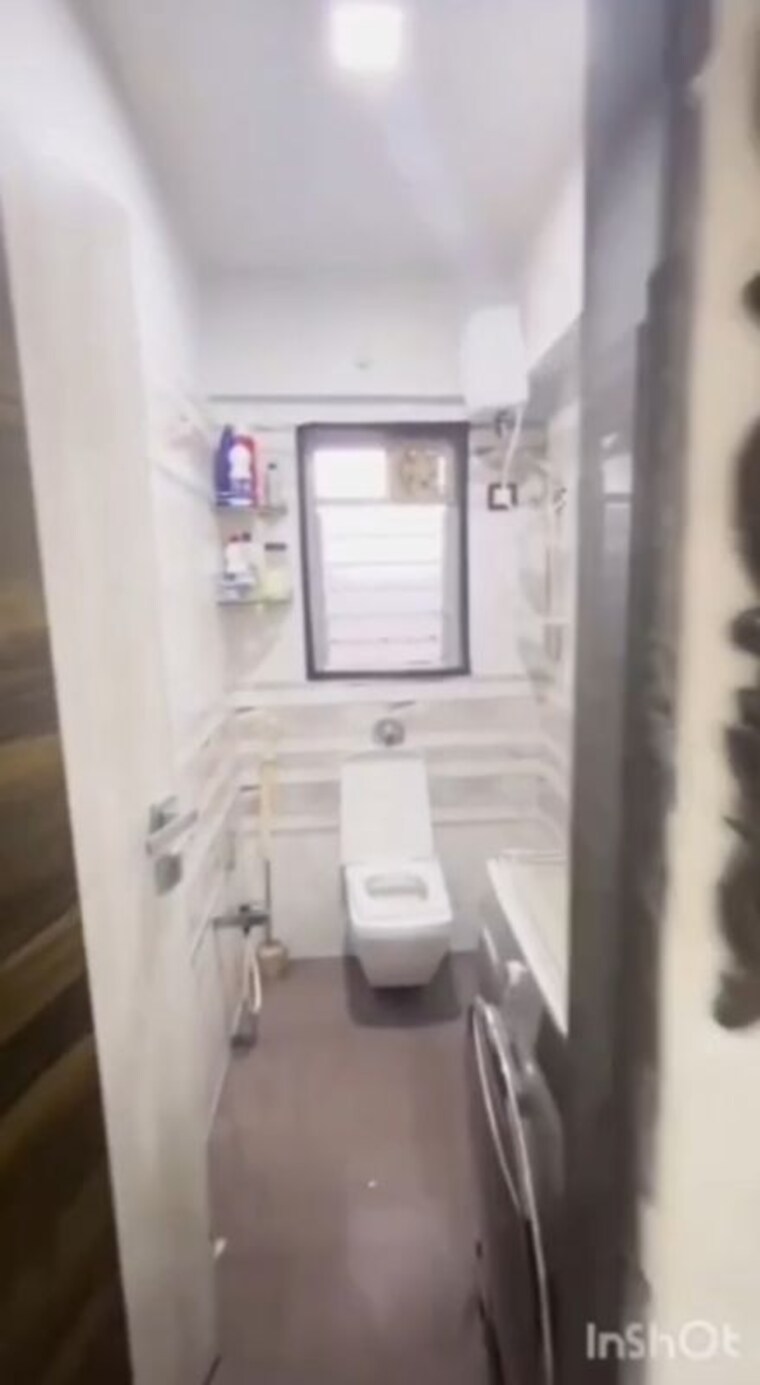 Bathroom, sai-jyote-apartment 3 Bedroom 900 Sq.Ft. Apartment In Vile Parle West Mumbai 10595807