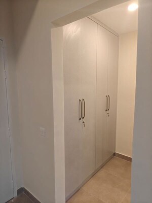 Room in 4 BHK Apartment at Alphacorp Gurgaon One 84, Sector 84 – for Sale