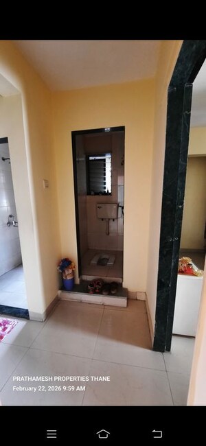 Furnished Amenities in 2 BHK Apartment at Manas Vastu Apartment, Naupada – for Rent
