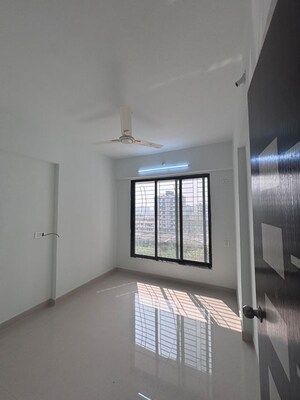 Room in 1 BHK Apartment at Ekveera Chandrangan Residency, Diva – for Rent