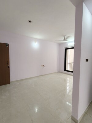 Room in 2 BHK Apartment at Dahin Nagar – for Rent