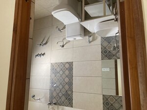 Bathroom in 2 BHK Apartment at Shakti Nagar – for Rent