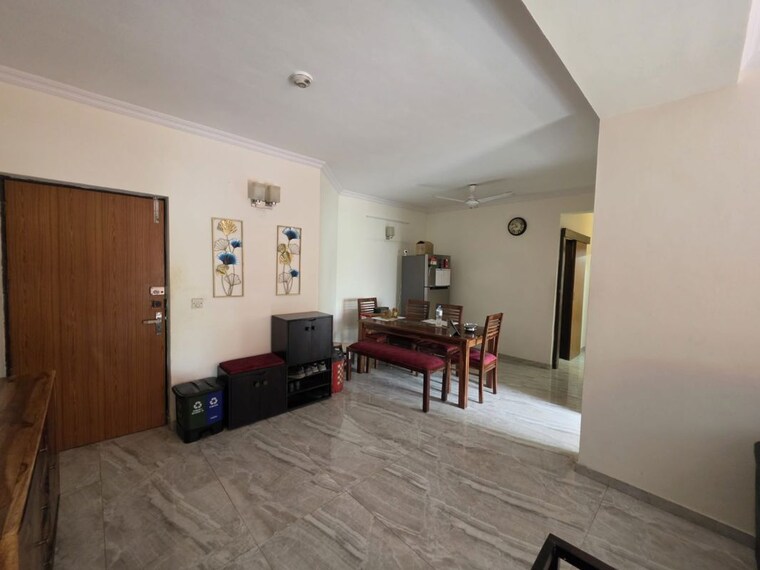 Living Room, dlf-oakwood-estate 3 Bedroom 1650 Sq.Ft. Apartment In Dlf Phase ii Gurgaon 10595872