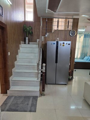  3 BHK Builder Floor at Sector 125 – for Sale