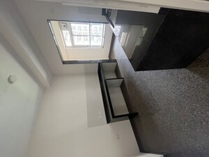 Furnished Amenities in 2 BHK Apartment at Kalpataru Radiance, Goregaon West – for Rent