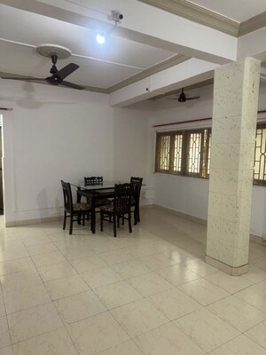 Dining area in 4 BHK Independent House at Vashi Sector 8 – for Rent