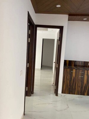 Room in 3.5 BHK Builder Floor at Rosewood City – for Sale