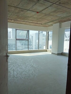 Room in  Office Space at Dilip Makskap Centre, Andheri West – for Rent