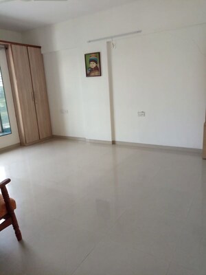 Bedroom in 3.5 BHK Apartment at Bhusari Colony – for Rent