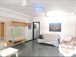 3.5 BHK Apartment For Rent in Bhusari Colony