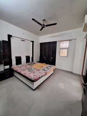 Bedroom in 2 BHK Apartment at Sheth Fiona, Pokhran Road No Two – for Rent