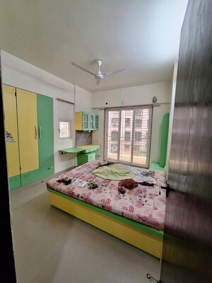 Bedroom in 2 BHK Apartment at Sheth Fiona, Pokhran Road No Two – for Rent