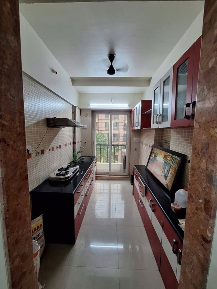 Kitchen, sheth-fiona 2 Bedroom 850 Sq.Ft. Apartment In Pokhran Road No Two Thane 10596032