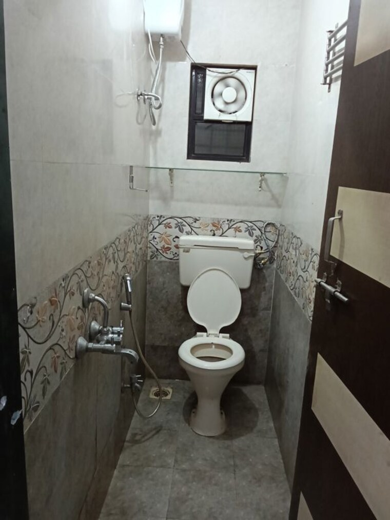 Bathroom, wadgaon sheri 1 Bedroom 658 Sq.Ft. Independent House In Wadgaon Sheri Pune 10596037