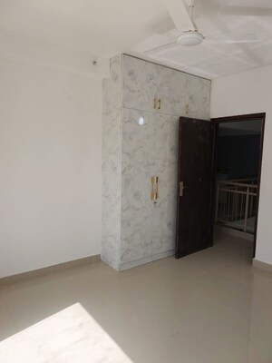 Room in 3 BHK Apartment at Emaar Gurgaon Greens, Sector 102 – for Sale